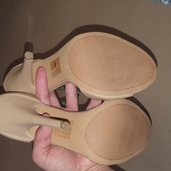 Bebe heels - Picture 4 of 6